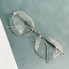 Load image into Gallery viewer, -1.0 -1.5 -2.0 -2.5 -3.0 To -6.0 Women Men Fashion Round Myopia Glasses Oversized Eyeglasses Frames Students Metal Clear Glasses
